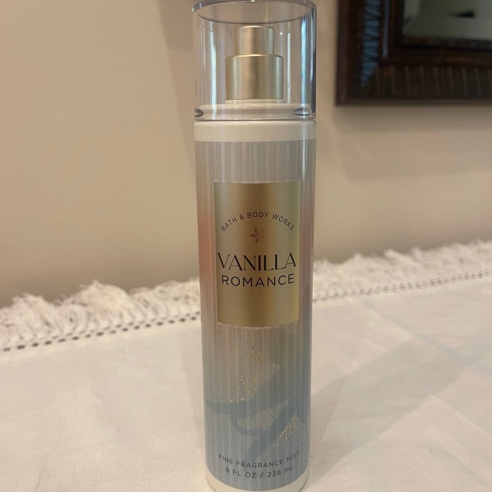 Bath & Body Works Vanilla Romance Fine Fragrance Mist Spray NEW